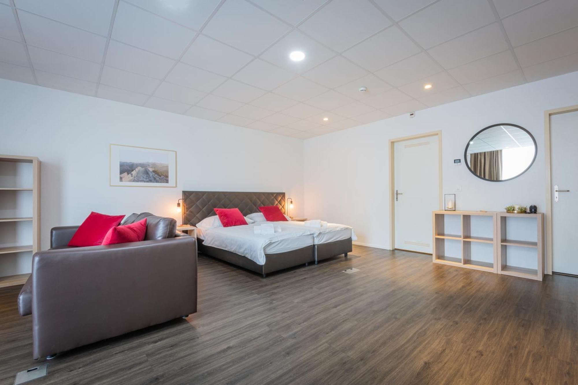 Los Lorentes Apartments Bern Airport Belp Εξωτερικό φωτογραφία